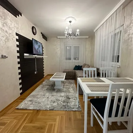 Port 3 Apartment Belgrad