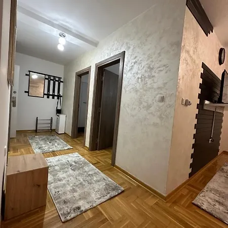 Port 3 Apartment Belgrad