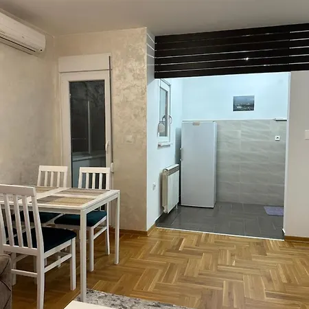 Port 3 Апартаменты Белград